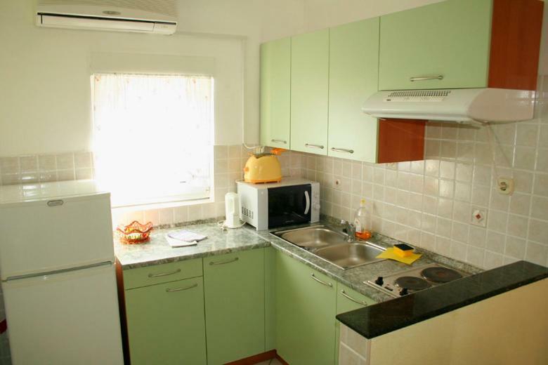 Apartments Mirjana - Stara Novalja Bagian luar foto