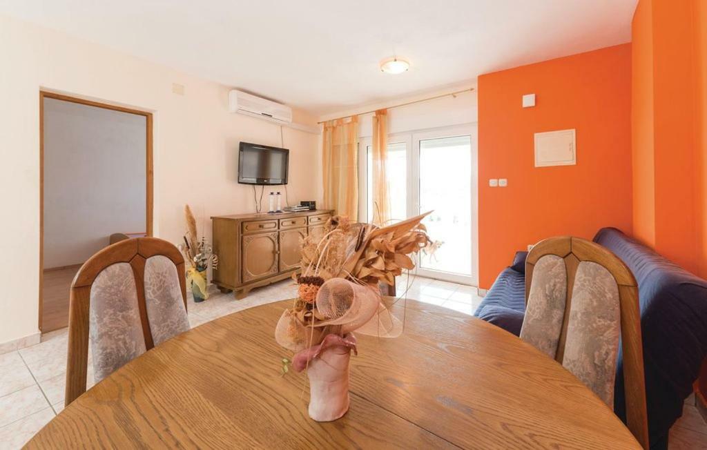 Apartments Mirjana - Stara Novalja Bagian luar foto